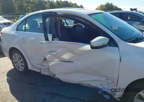 2013 Volkswagen Jetta 2.5L Se z USA, uszkodzony, nr VIN 3VWDP7AJ1DM438927